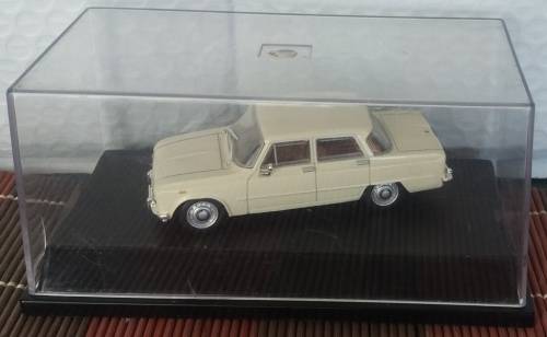 Alfa Romeo Giulia Super 1967 1/43 Minichamps NEW+showcased FREE Shipping ex SA #4395 instant wheels