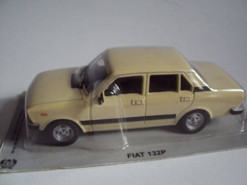 Fiat 132 P 1978 cream 1/43 IXO NEWinBlister  #4672 instant wheels