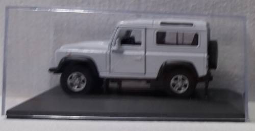 Land Rover Defender 90 2009 white Welly NEW+showcased FREE delivery    #5138 instant wheels