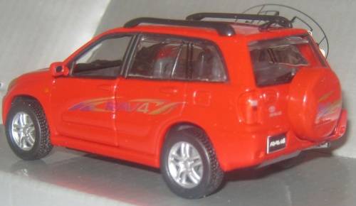 Toyota RAV4 (Mk.II XA20 5.door) 2004 red 1/43 Rastar HighSpeed NEW+boxed  #5315 instant wheels