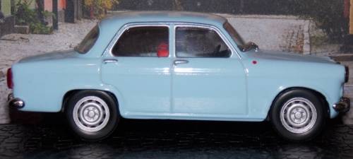 Alfa Romeo Giulietta 1956 lt.blue 1/43 IXO NEW+boxed  #5837 instant wheels