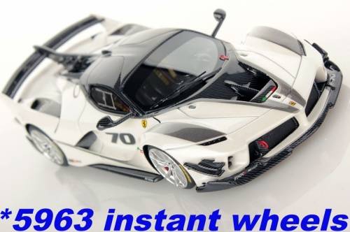 Ferrari FXX K EVO No.70 2017  white-met/carbon 1:43 Ferrari-Bburago NEW+boxed *5963 instant wheels