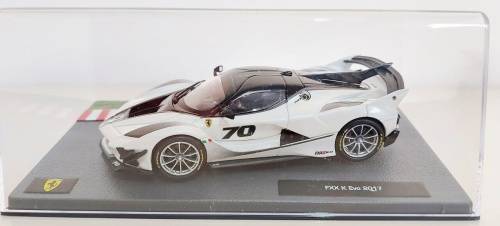 Ferrari FXX K EVO No.70 2017  white-met/carbon 1:43 Ferrari-Bburago NEW+boxed *5963 instant wheels