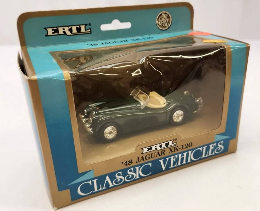 Jaguar Roadster XK-120 1948 British Racing Green 1/43 Ertl NEW+boxed #6042 instant wheels