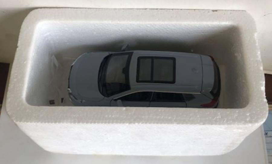 Nissan X-Trail SUV 2023 light grey 1/32 Sinomodel Hojoy NEW+safety-boxed #3214 instant wheels