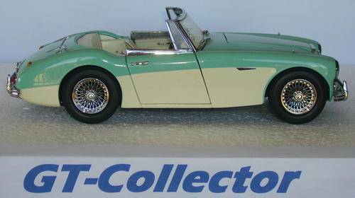 1:18 Austin Healey 3000 convertible light green by Kyosho, superior condition, 7D mon-back g'tee!