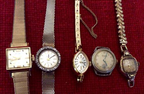A great lot of vintage watches Helbros, Seiko and more. No Reserve