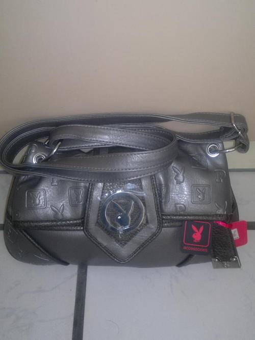 *** BRAND NEW HIGH FASHION LADIES PLAYBOY BAG ***