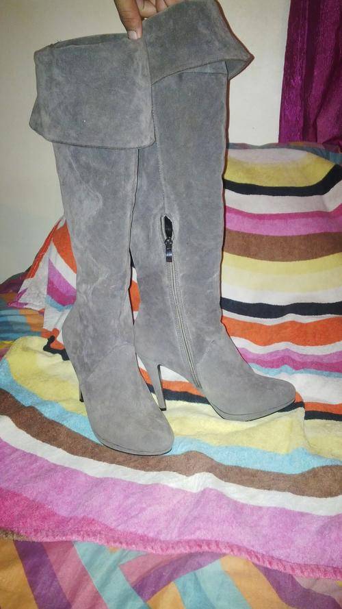 Ladies boots Grey