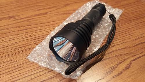 High power flashlight 1600 lumens with accessories