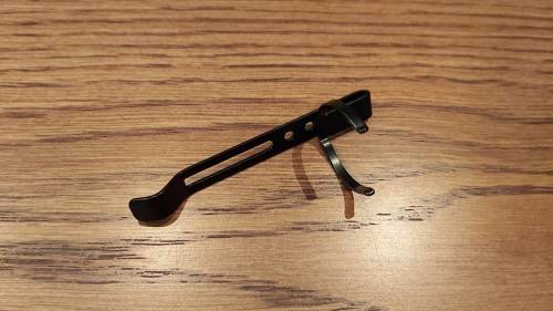 High power flashlight 1600 lumens with accessories