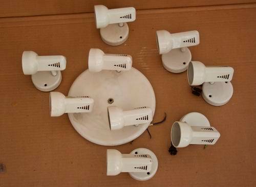 Used adjustable spotlight fittings  1 x 3 light + 6 single spot lights