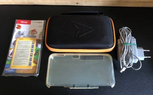 New Nintendo 2DS XL (CiB) + Super Mario 3D Land