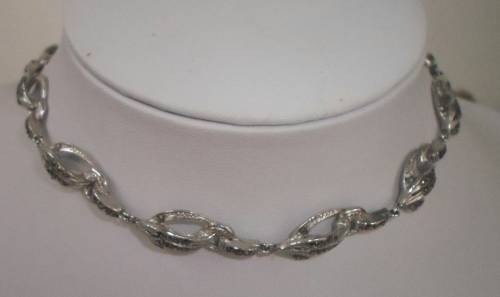 MARCASITE NECKLACE  VINTAGE WITH CLASP 38 CM LENTH
