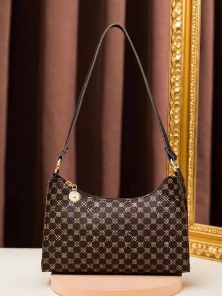 LADIES LUXURIOUS UNDERARM BAGUETTE BAG