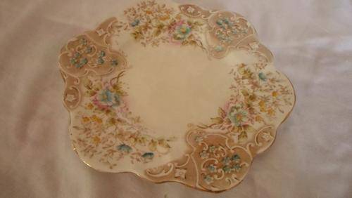 BEAUTIFUL VICTORIAN PORCELAIN CAKE PLATE