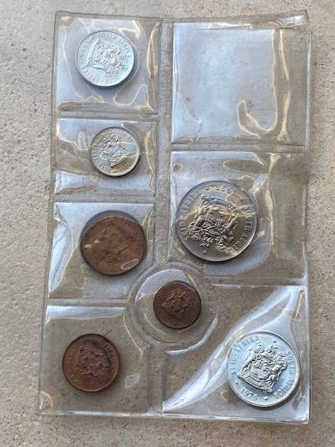 1975 Partial UNC set, no R1