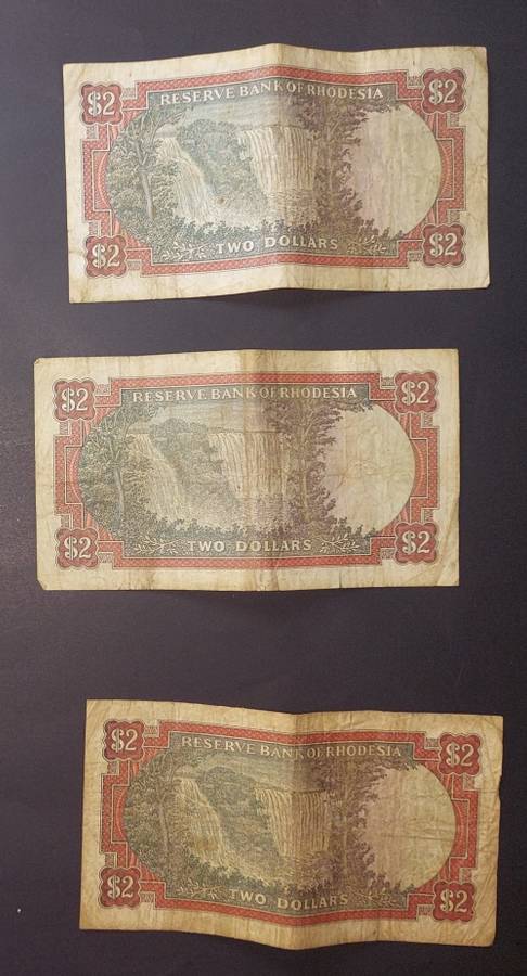L@@K 3 x 2 Rhodesian Dollar notes 1 Rand bids