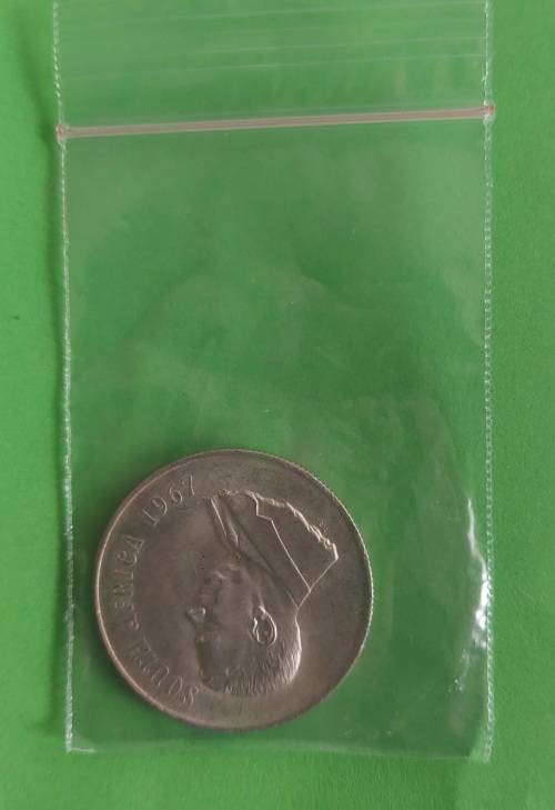 L@@k  1 x  Very Good condition,1967 1 RAND Coin