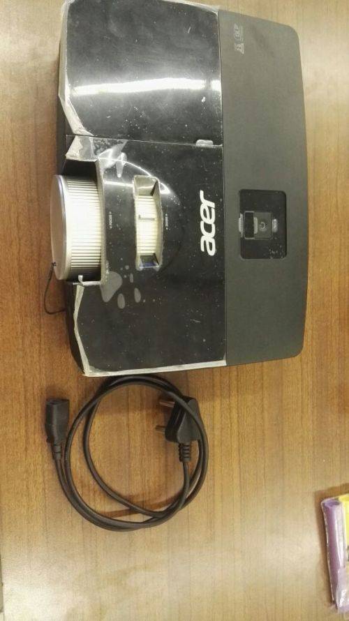 Acer Projector model x113 ,NO remote