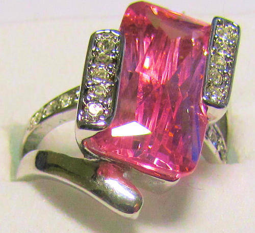 .925 STERLING SILVER ROSE QUARTZ GEMSTONE RING - SIZE 7