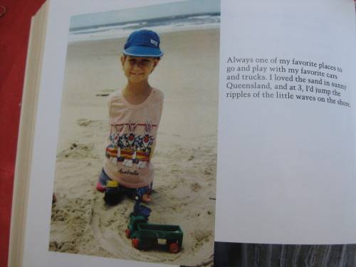 `Life without limits`  Soft cover Nick Vujicic