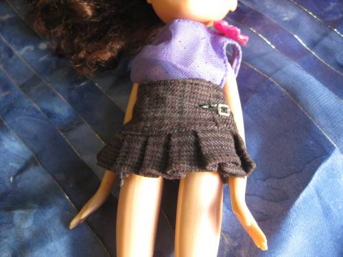 Bratz doll.
