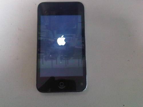 ORIGINAL APPLE IPOD 4TH GENERATION 32GB