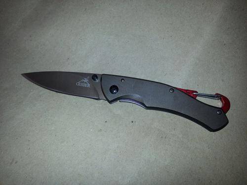 Gerber Gator Clip Point Plain Edge Folding Knife  **R1.00 NO RESERVE AUCTION**