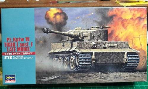 pz.kpfw VI  Tiger I ausf.E late model with colors set tank model kit