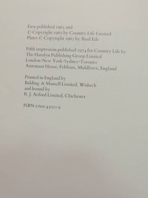 Birds of Town and Village - Paintings by Basil Ede, Text by WD Campbell