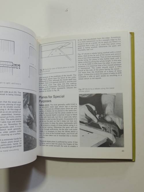 The Complete Book Of Woodwork - Charles H Hayward