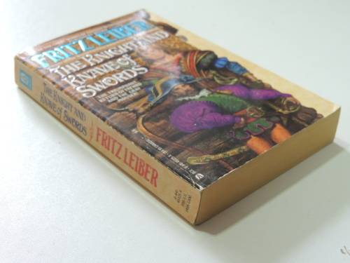 The Knight and Knave of Swords - Fritz Leiber