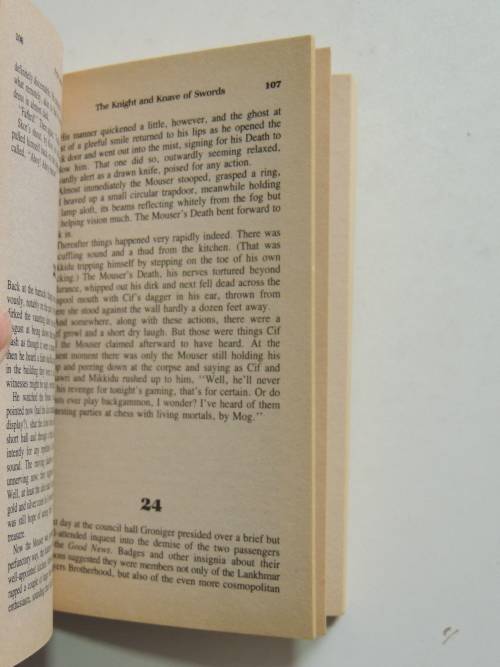 The Knight and Knave of Swords - Fritz Leiber