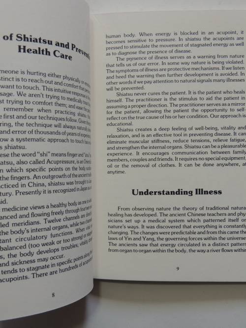 A Beginner`s Guide to Accupressure ( Shiatsu Technique)- Patrick McCarty