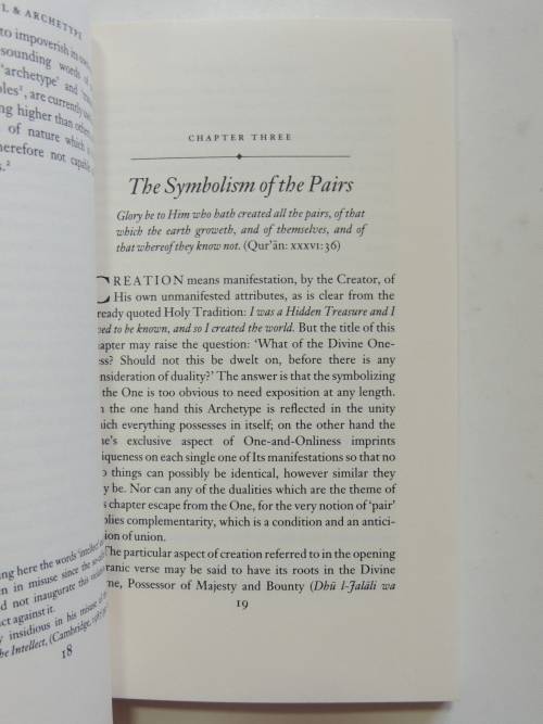 Symbol and Archetype, A Study of Meaning of Existence - Martin Lings