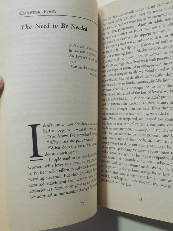 Women Who Love Too Much - Robin Norwood