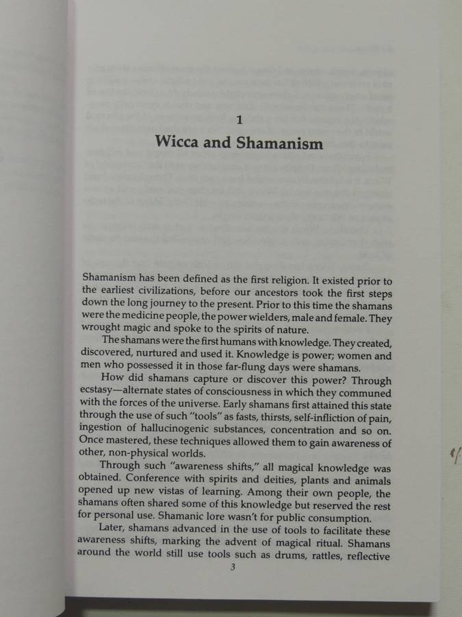 Wicca, A Guide for the Solitary Practitioner - Scott Cunningham