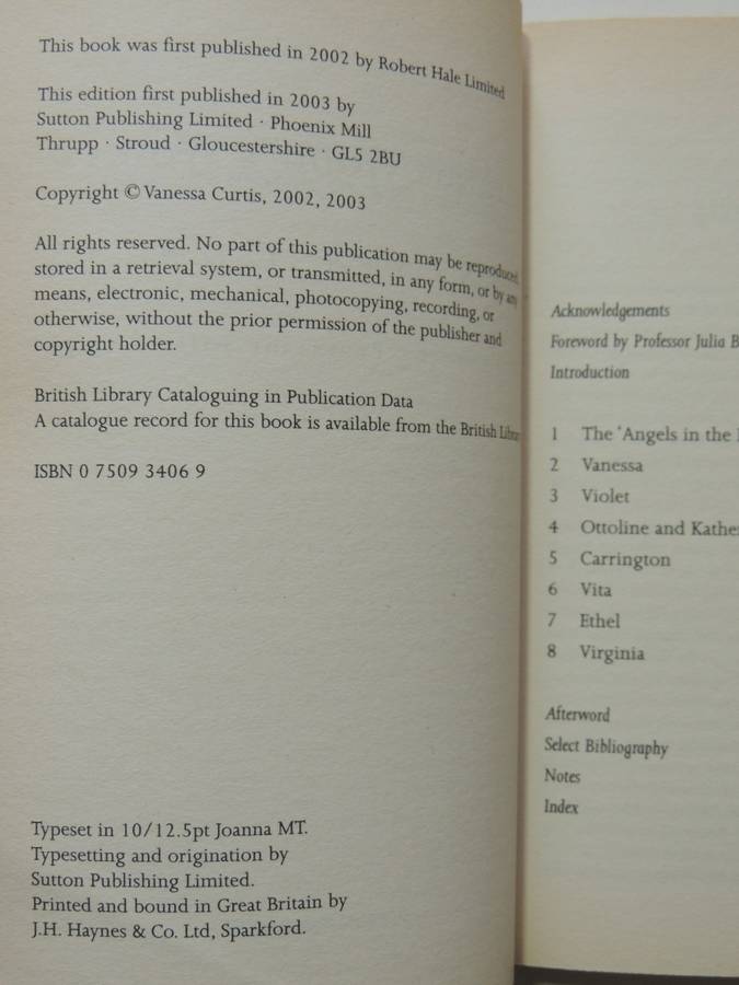 Virginia Woolf's Women - Vanessa Curtis