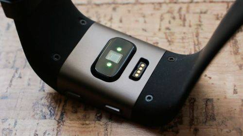 Fitbit Surge Black L
