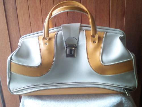 Vintage Trust Bank Sports Bag