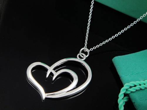 ** STUNNING ** - 925 Silver Sterling Necklace - LOVELY !