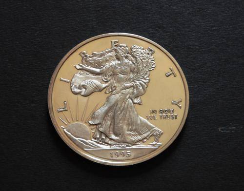RARE - WOW 1995 USA LIBERTY 8oz (Half Pound) Sterling Silver .999 Pure COIN