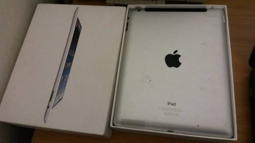 *BOXED* IPAD 4 FOR SALE