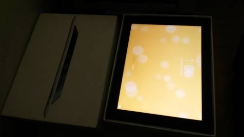*BOXED* iPad 4 16GB (Silver) FOR SALE!