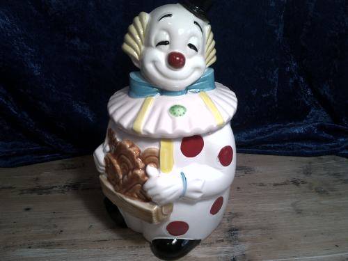 Vintage latge ceramic clown  Cookie Jar