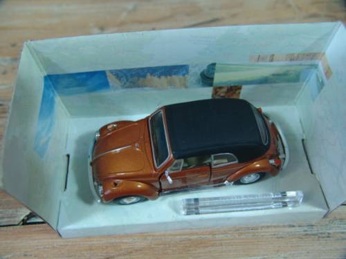 Vintage collectable die cast model Car - Cararama - VW Beetle Cabriolet - 1:43