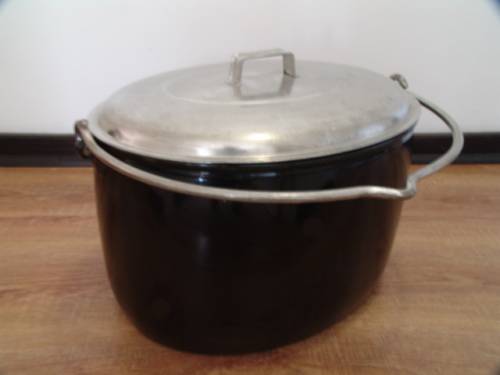 Large vintage Steel Enamel oval Pot - Judge ware