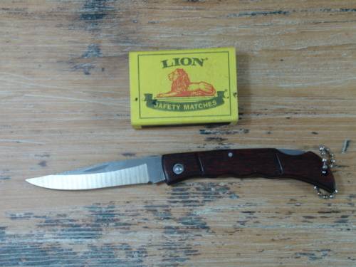 Pocket Flick Knives - 8 available - bid per each, take as many as like