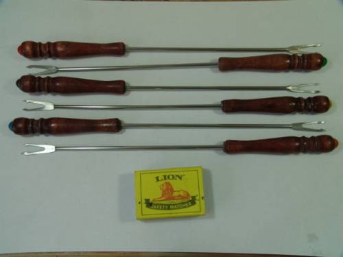 Set of 6 wooden handle vintage Fondue forks + 2 extra